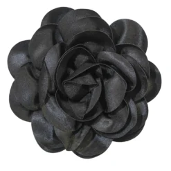 Μαύρη Μπουτονιέρα Σατέν σε Σχήμα Λουλουδιού για Διακόσμηση Ρούχων