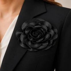 Διακοσμητικό Λουλούδι από Σατέν για Τοποθέτηση σε Σακάκια