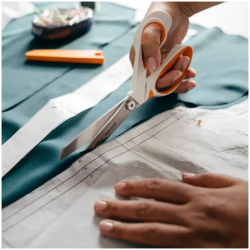 Ψαλίδι Ραπτικής της Fiskars Razor Edge