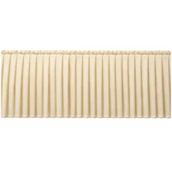 Τελείωμα Ενδυμάτων με Πλισέ Τρέσα σε Εκρού